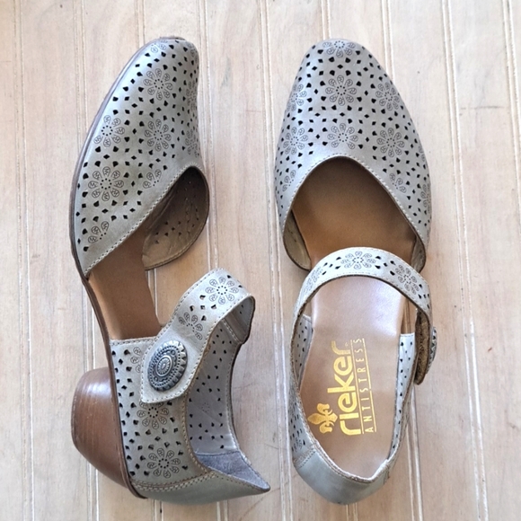 Rieker Antistress Mirjam Taupe Short Heels Perforated Design Sz 8/39 Lightweight - Picture 1 of 11